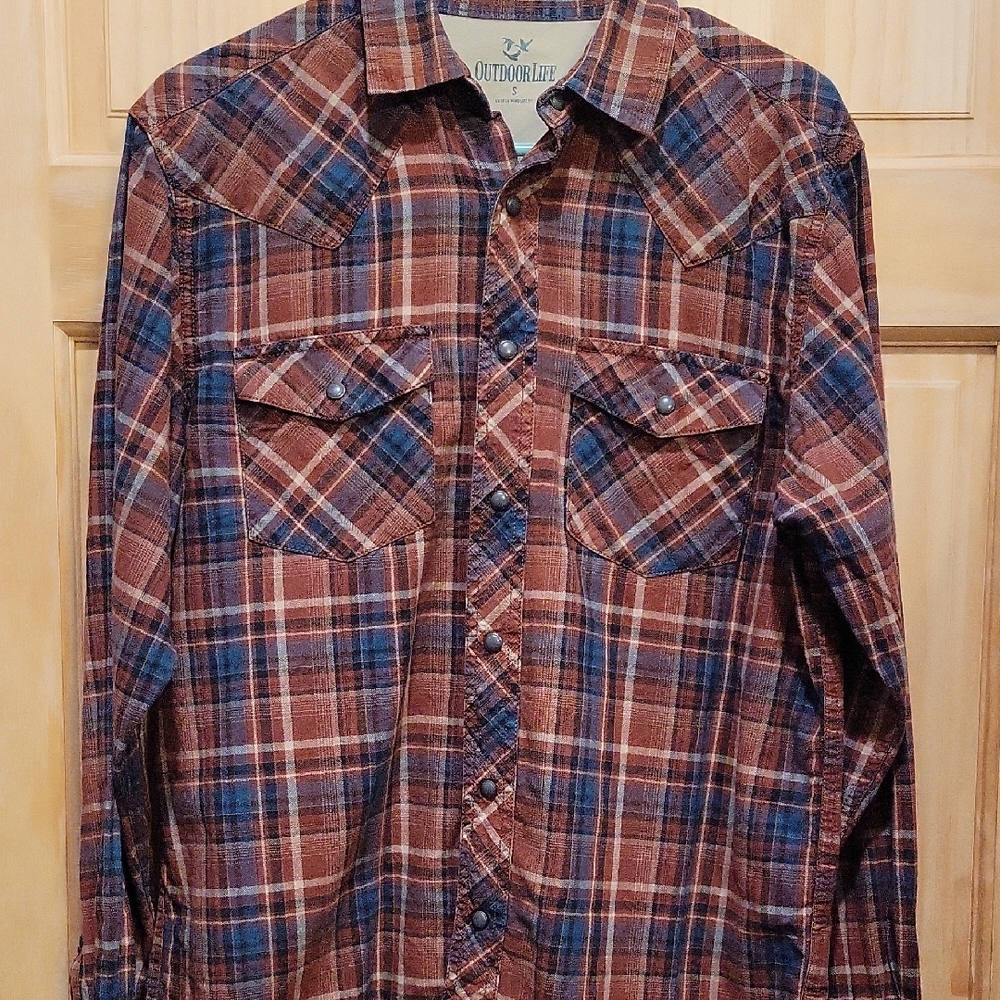 Men's Pearl Snap Button Down Shirt